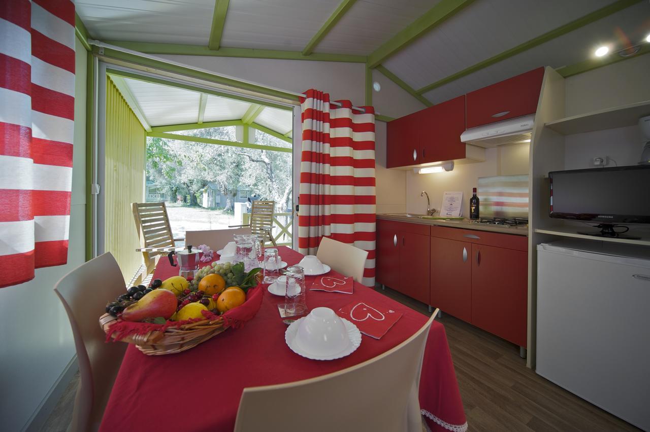Villaggio Turistico Camping Il Fontino Scarlino Exterior photo